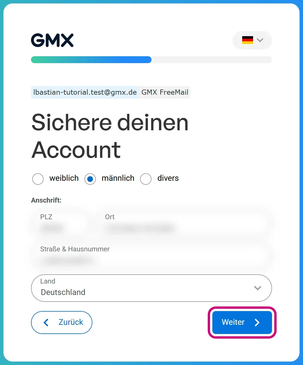 Das Formular „Sichere deinen Account“ mit Geschlecht, Anschrift und Land. Die Anschrift ist im Bild unkenntlich gemacht.