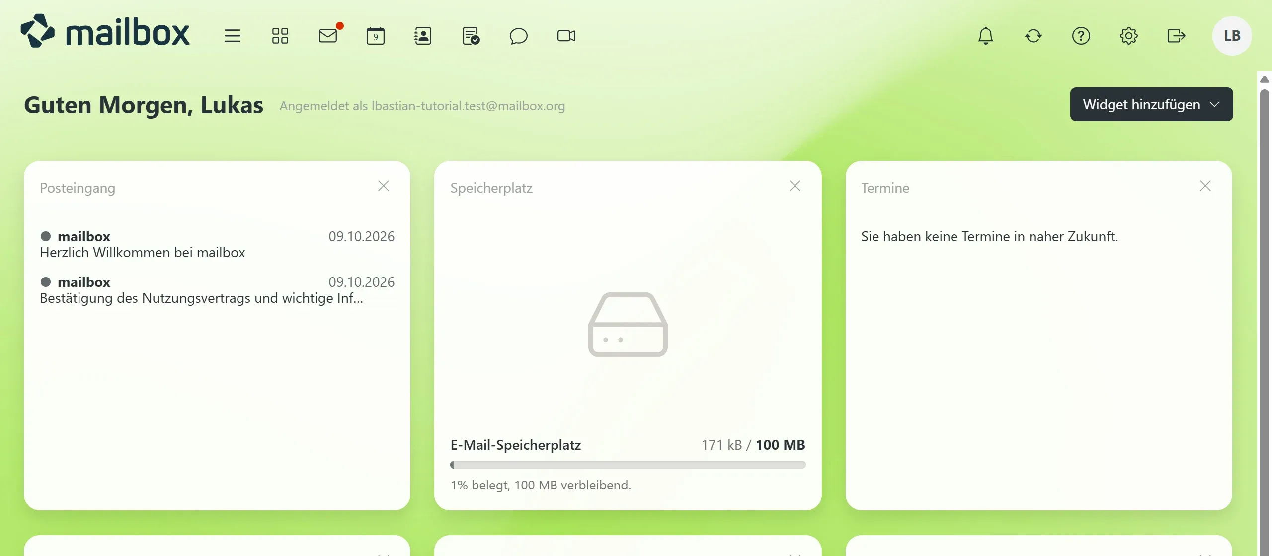 Die mailbox-Startseite mit „Guten Morgen“, dem Posteingang mit zwei Begrüßungs-Mails und der Speicheranzeige von 100 MB.